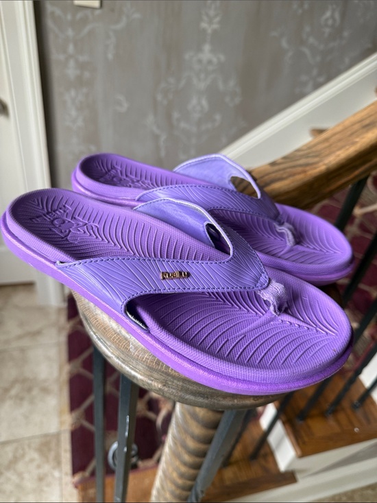 Shoes - KUAILU Orthopedic flip-flops size 7, excellent condition
